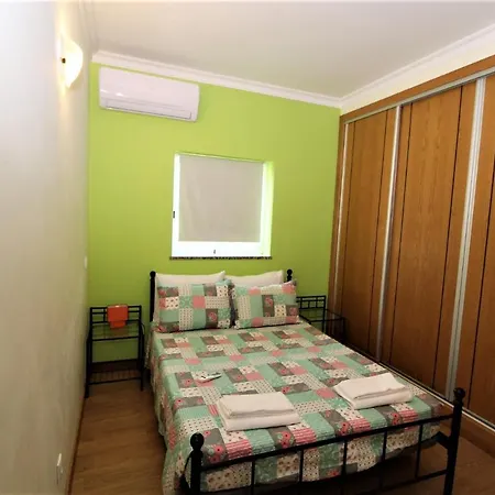 Oura Oasis Appartement