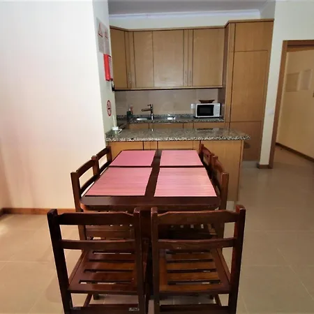 Apartament Oura Oasis