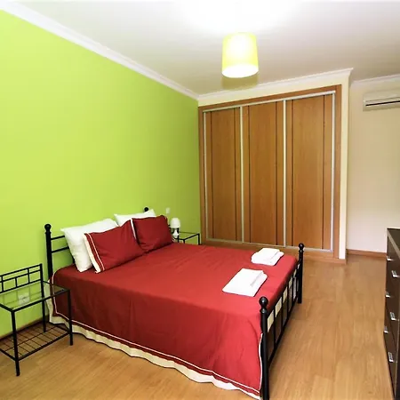 Apartament Oura Oasis