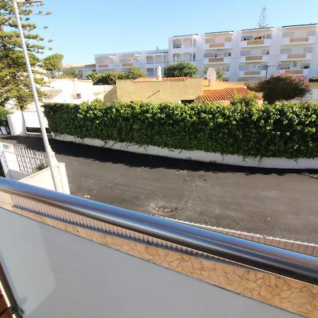 Oura Oasis Apartament