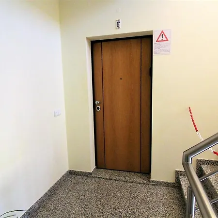 Oura Oasis Apartament *