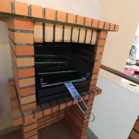Oura Oasis Apartament