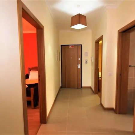 Oura Oasis Apartament